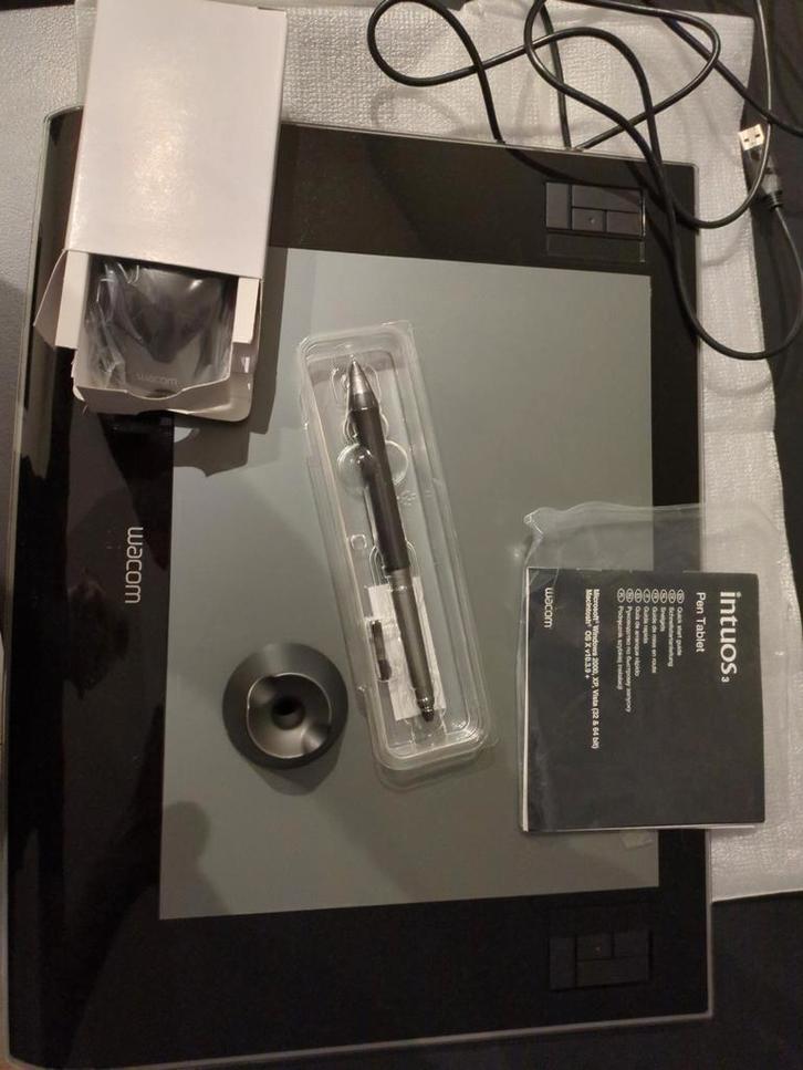 Wacom Intuos 3 Tekentablet - Zo goed als nieuw, Computers en Software, Tekentablets, Zo goed als nieuw, Bedraad, Multi-touch, Ophalen of Verzenden