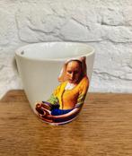 5 x Douwe Egberts: "melkmeisje",  "Enschede" en "koeien"., Ophalen of Verzenden, Zo goed als nieuw, Overige stijlen, Kop(pen) en/of Schotel(s)