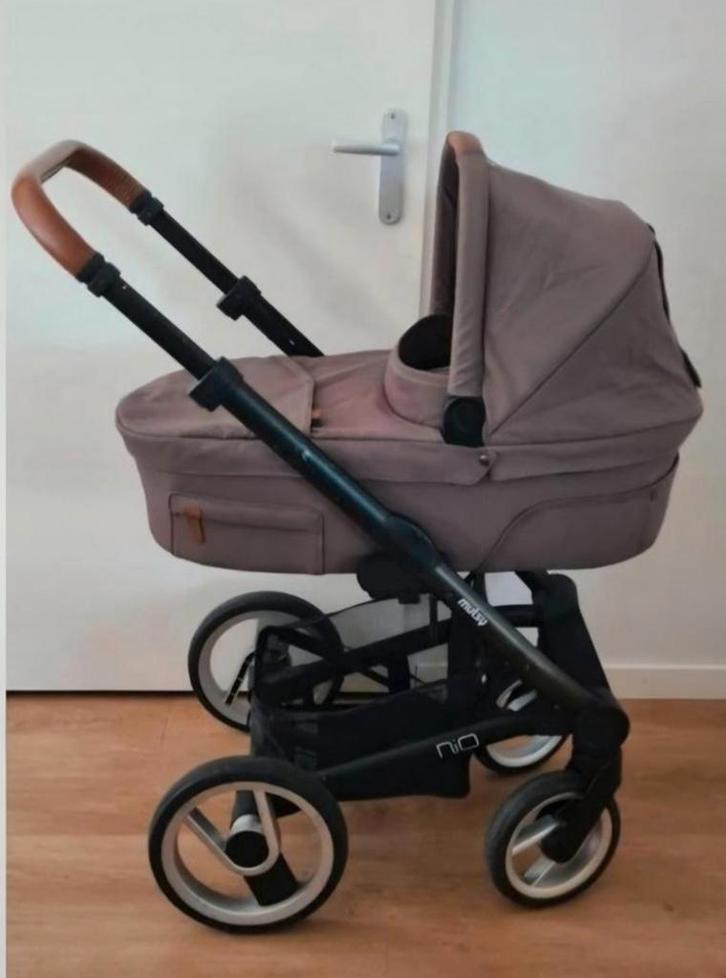 Mutsy kinderwagen 3 in 1, Kinderen en Baby's, Kinderwagens en Combinaties, Gebruikt, Combiwagen, Mutsy, Met reiswieg, Verstelbare duwstang