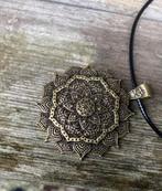 Prachtige bronzen of zilverkleurige mandala amulet aan ketti, Sieraden, Tassen en Uiterlijk, Ringen, Overige kleuren, IJzer of Staal