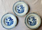 3 keer Delfts bord 18e eeuw, Antiek en Kunst, Antiek | Keramiek en Aardewerk, Ophalen of Verzenden