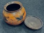 Antieke aardewerken bolle kookpot met aardewerk schaal, Antiek en Kunst, Antiek | Keramiek en Aardewerk, Ophalen