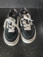 mooie Vans veter gympen maat 28 weinig gedragen  bij de hiel, Kinderen en Baby's, Kinderkleding | Schoenen en Sokken, Gebruikt