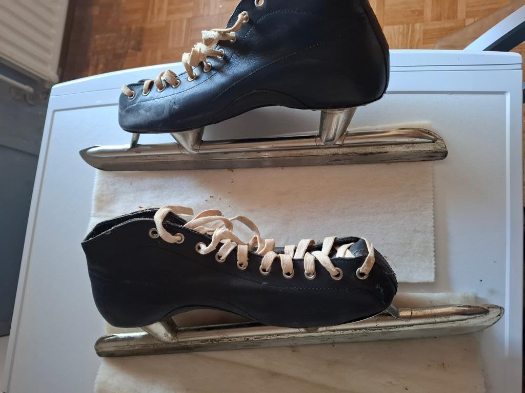 Te koop 2 paar stalen hoge noren, Sport en Fitness, Ophalen, Viking, Gebruikt, Noren