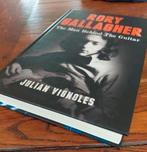 Rory Gallagher-The man behind the guitar biografie TASTE, Boeken, Ophalen of Verzenden, Nieuw, Julian Vignoles