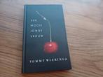 Nieuwstaat Een mooie jonge vrouw/Tommy Wieringa, Ophalen of Verzenden, Zo goed als nieuw, Tommy Wieringa