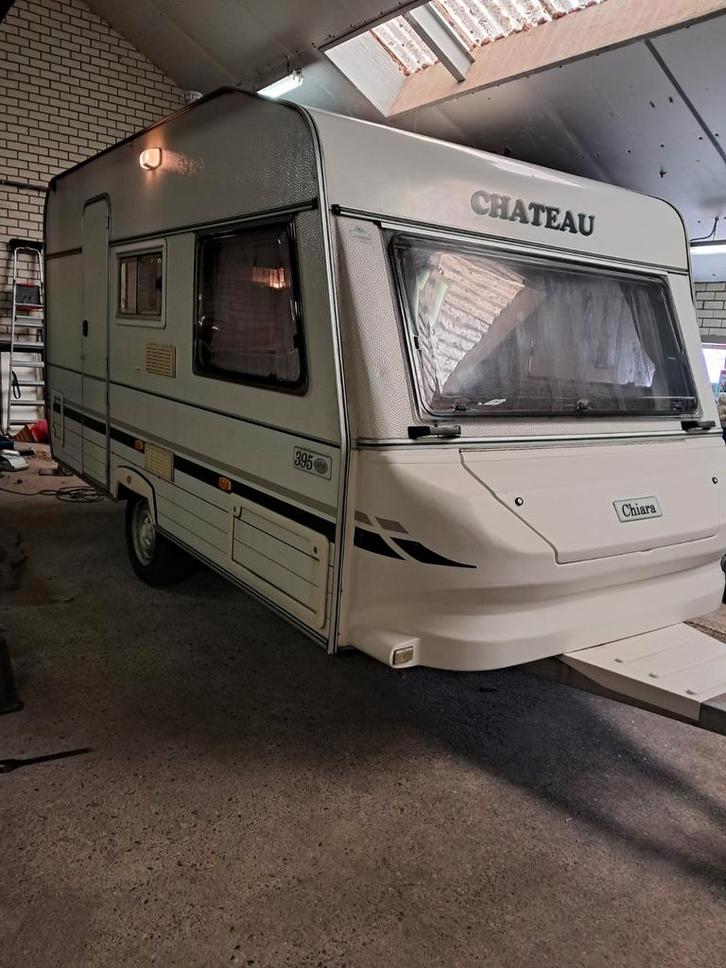 Chateau Chiara - 4 persoons caravan met voortent, Caravans en Kamperen, Caravans, Bedrijf, tot en met 4, 750 - 1000 kg, Standaardzit