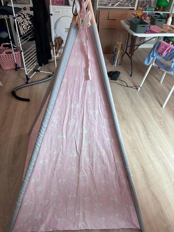 Speeltipi roze - Zo goed als nieuw! beschikbaar voor biedingen