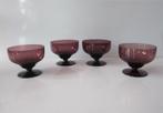 Set à 4 oude paarse cocktailglaasjes/ coupes van 6,8 cm hoog, Antiek en Kunst, Antiek | Glas en Kristal, Ophalen of Verzenden