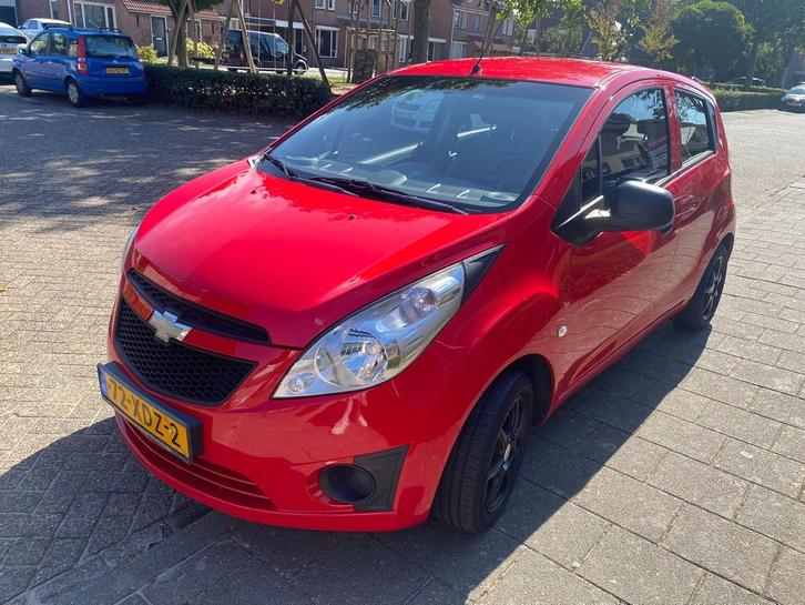 Chevrolet Spark 1.0 Bifuel 2012 Rood, Auto's, Chevrolet, Particulier, Spark, Airbags, Centrale vergrendeling, Radio, LPG, B, Hatchback
