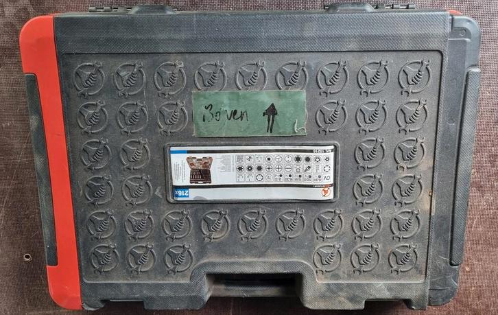 Gereedschap complete set 216 delig, Doe-het-zelf en Verbouw, Gereedschapskisten, Zo goed als nieuw, Ophalen of Verzenden