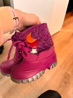 Snowboots als nieuw maat 23, Kinderen en Baby's, Kinderkleding | Schoenen en Sokken, Ophalen, Zo goed als nieuw, Meisje, Laarzen