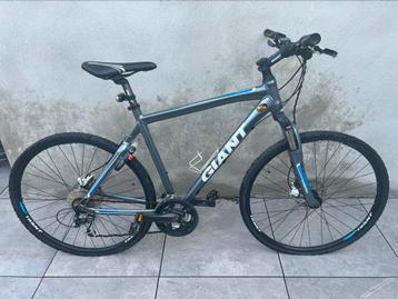 Giant nex 4610 V2 mountainbike beschikbaar voor biedingen