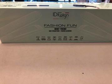 Italian design electrical hair straighter mint beschikbaar voor biedingen