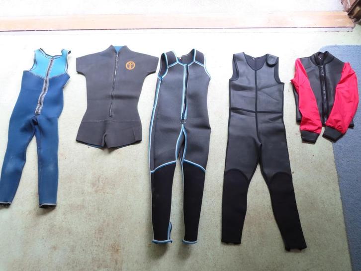3 surfpakken en 1 wetsuit, Watersport en Boten, Watersportkleding, Gebruikt, Overige typen, Kind, Ophalen of Verzenden
