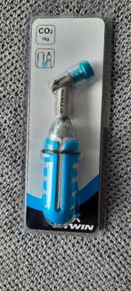 BTWIN compact fietspompje  in combinatie met CO2 patroon, Overige merken, Ophalen of Verzenden, Overige maten, Meer dan 20 versnellingen