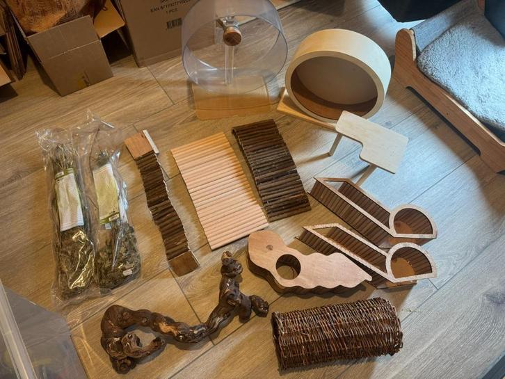 Veel hamster spullen (ratjes, muisjes) Loopwiel bruggen etc, Dieren en Toebehoren, Knaagdieren en Konijnen | Toebehoren, Zo goed als nieuw