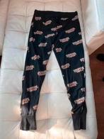 Stranger things zwarte joggingbroek maat M, Kleding | Dames, Ophalen of Verzenden, Zo goed als nieuw, Zwart, Legging