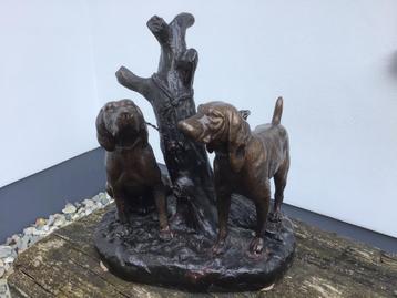 Stel honden vastgebonden aan boom brons, gesigneerd Johnson beschikbaar voor biedingen