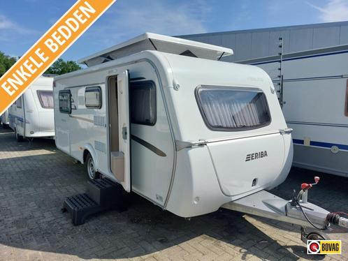 Eriba Feeling 442 2016 Luifel, Caravans en Kamperen, Caravans, Bedrijf, tot en met 3, 1000 - 1250 kg, Standaardzit, Eriba, Lengtebed
