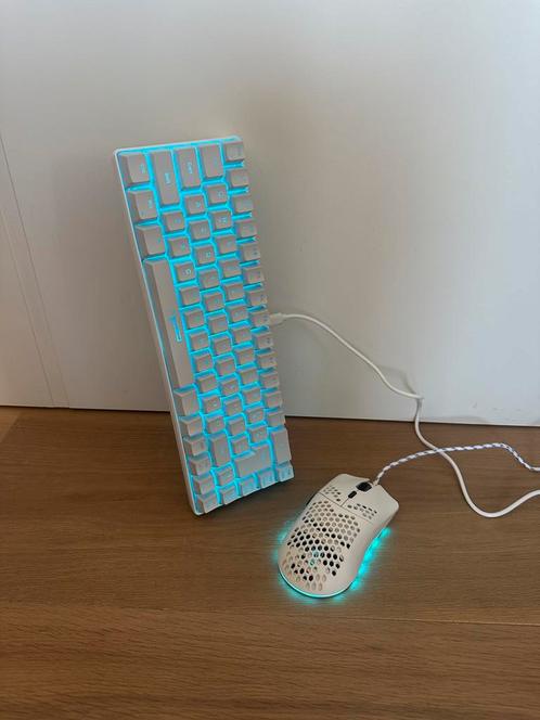 Hxsj rgb Toetsenbord + muis wit, Computers en Software, Toetsenborden, Zo goed als nieuw, Qwerty, Bedraad, Ergonomisch, Toetsenbord en muis-set