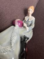 Kantklos dame Dorothy Royal Doulton., Verzamelen, Ophalen, Zo goed als nieuw, Mens