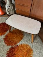 Vintage tafeltje. Planten tafeltje, Huis en Inrichting, Tafels | Salontafels, Zo goed als nieuw, Minder dan 50 cm, Rechthoekig