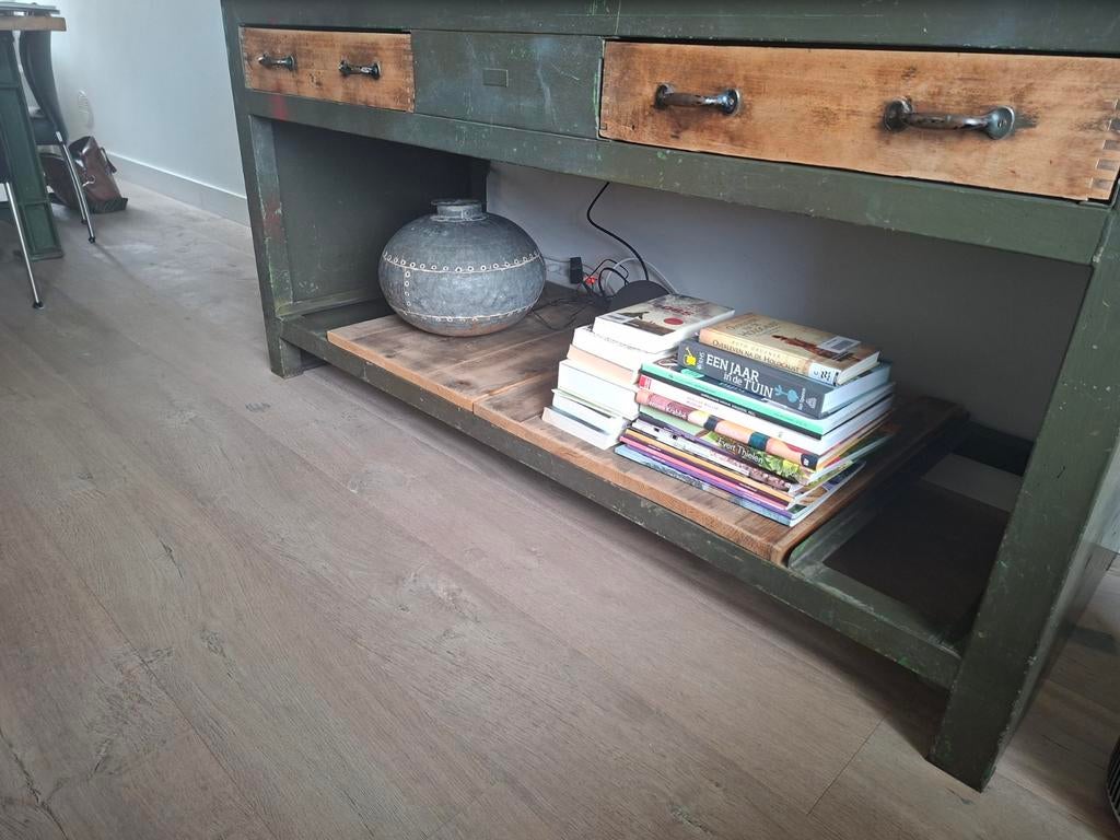 Prachtige, industriële toonbank, tv meubel, werkbank, winkel, Huis en Inrichting, Ophalen, Hout, Wandkapstok, Minder dan 100 cm