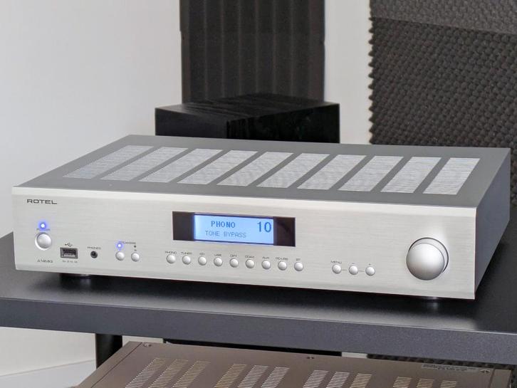 Rotel A14 MkII, stereo amp met 32-bit DAC, BT en phono, Audio, Tv en Foto, Versterkers en Receivers, Zo goed als nieuw, Stereo