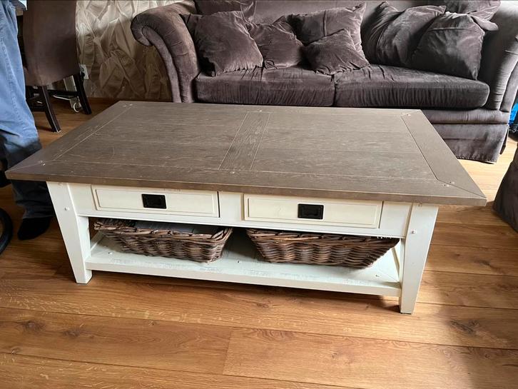 Mooie landelijk salontafel 140x80 met 4 lades en 4 manden, Huis en Inrichting, Tafels | Salontafels, Gebruikt, Minder dan 50 cm