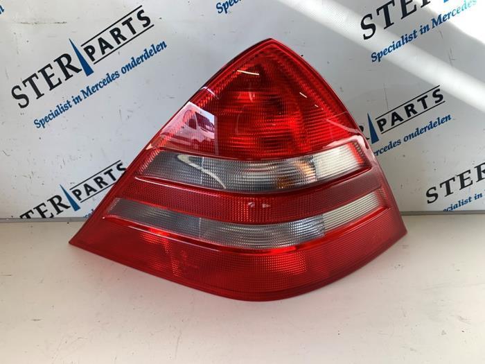 Achterlicht rechts van een Mercedes SLK, Auto-onderdelen, Verlichting, Mercedes-Benz, Gebruikt, 3 maanden garantie, Ophalen of Verzenden
