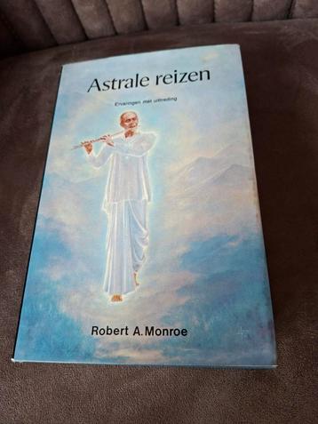 Astrale reizen Robert Monroe  beschikbaar voor biedingen