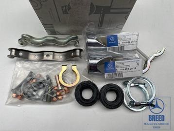 NOS reparatieset uitlaat voor Mercedes-Benz R107 350 450 beschikbaar voor biedingen