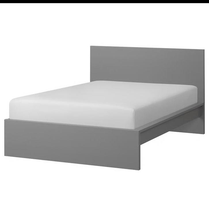 Malm bed ikea 180x200 GRATIS Af TE HALEN., Huis en Inrichting, Slaapkamer | Bedden, Zo goed als nieuw, Tweepersoons, 180 cm, Hout