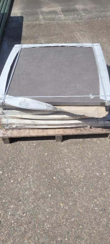 7 vol Keramische tegels 80x80x3cm Redsun beschikbaar voor biedingen