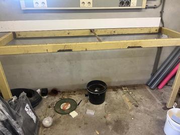 Oud ijzer  beschikbaar voor biedingen