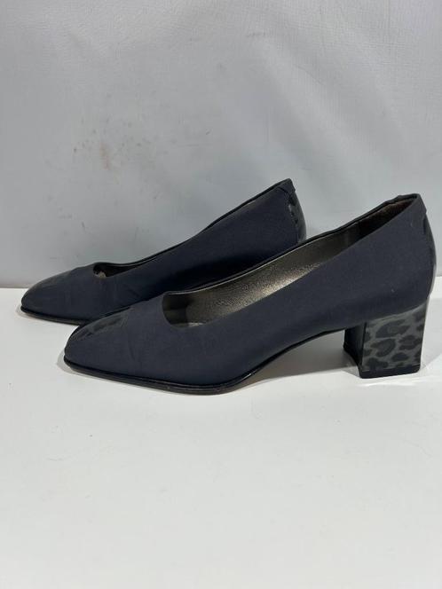 Peter Kaiser, maat 37,5 stijlvolle zwarte linnen schoenen., Kleding | Dames, Schoenen, Zo goed als nieuw, Schoenen met hoge hakken