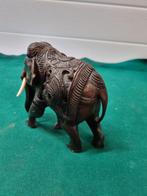 beeld olifant kunststof bruin, Verzamelen, Beelden en Beeldjes, Ophalen of Verzenden