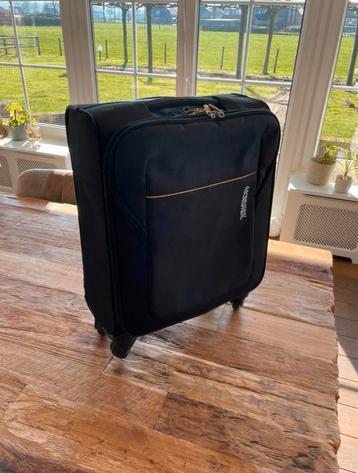 American Tourister handbagage koffer beschikbaar voor biedingen