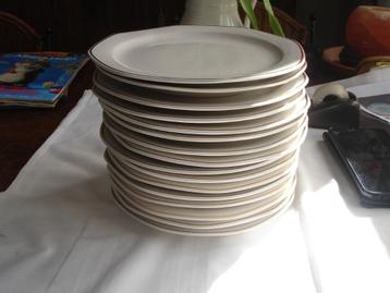 ﻿15 GAVE ART DECO GEBAKS SCHOTELS ONTBIJT BORD 20 CM - ooq beschikbaar voor biedingen