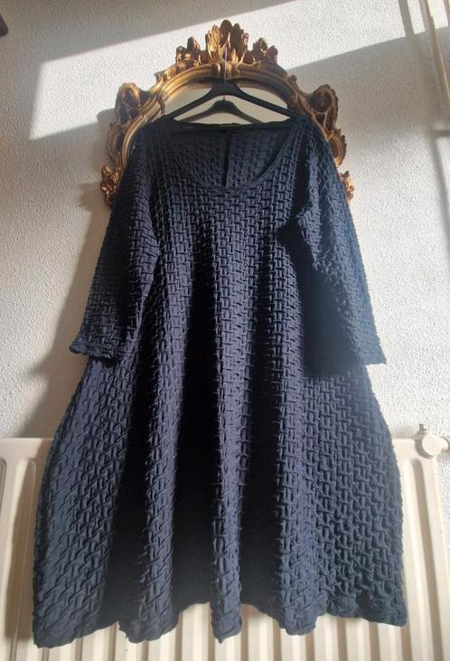 Als nieuw! Exelle zwart elastisch kabel ballon tuniek/trui, Kleding | Dames, Grote Maten, Zo goed als nieuw, Blouse of Tuniek