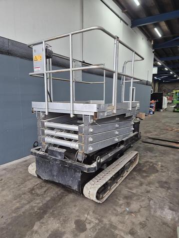 Aichi Rv060 8 mtr werkhoogte beschikbaar voor biedingen