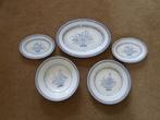 Servies     18   x   borden. ,  Vlees schaal  en  2  bordjes, Ophalen of Verzenden, Zo goed als nieuw, Bord(en), Overige stijlen
