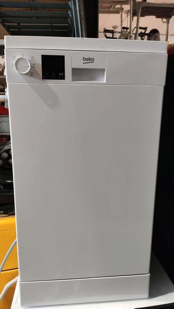 BEKO vaatwasser, smal model 44 cm breed beschikbaar voor biedingen