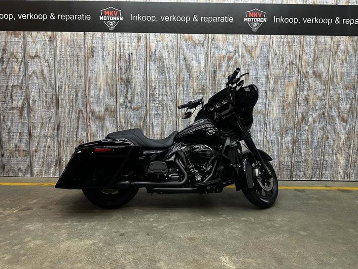 HARLEY-DAVIDSON Street Glide FLHTK (bj 2015 model 2016) 21,0, Motoren, Motoren | Harley-Davidson, Bedrijf, Overig