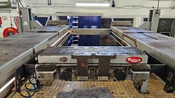 Brugkrik hefbrugkrik autokrik Rotary AC RJ-X26 2600Kg 2015 beschikbaar voor biedingen