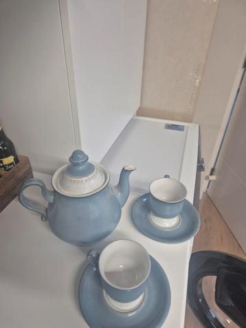 Theepot met kopjes en schotels - Blauw beschikbaar voor biedingen