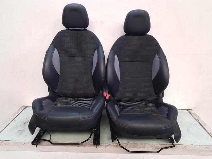 Interieur Peugeot 2008 (CU) (2015-01/2019-12) 1608106680, Auto-onderdelen, Interieur en Bekleding, Peugeot, Gebruikt