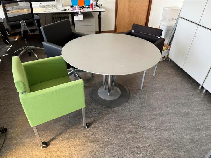 Ronde Leolux tafel, Huis en Inrichting, Tafels | Eettafels, Gebruikt, 100 tot 150 cm, Vijf personen of meer, Rond, Ophalen