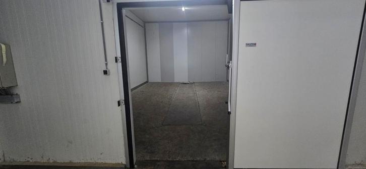 Opslagruimte / Stalling 110m² - Camper, Boot, Voertuig, Dieren en Toebehoren, Stalling en Weidegang